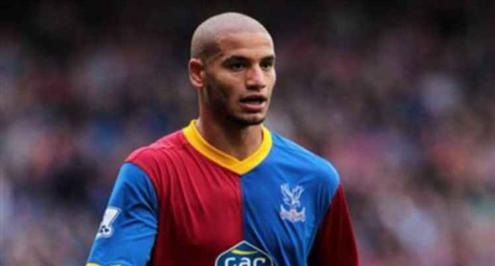 الجزائري قديورة لاعب كريستال بالاس يغيب عن الملاعب 6 أسابيع على الأقل  